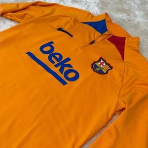 Barcelona Nike 2021/22 Strike Drill Raglan Quarter-Zip Long Sleeve Top